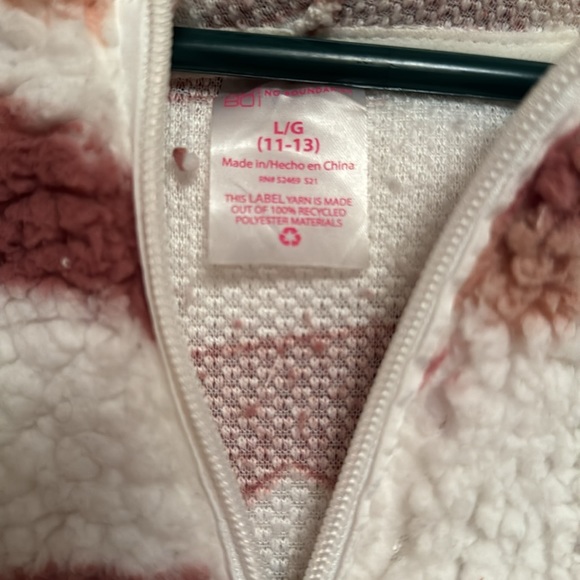 Fuzzy half zip - Picture 4 of 8